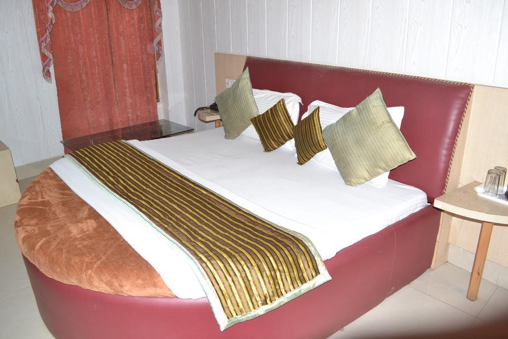 Hotel Atithi International Katra  Pokój zdjęcie