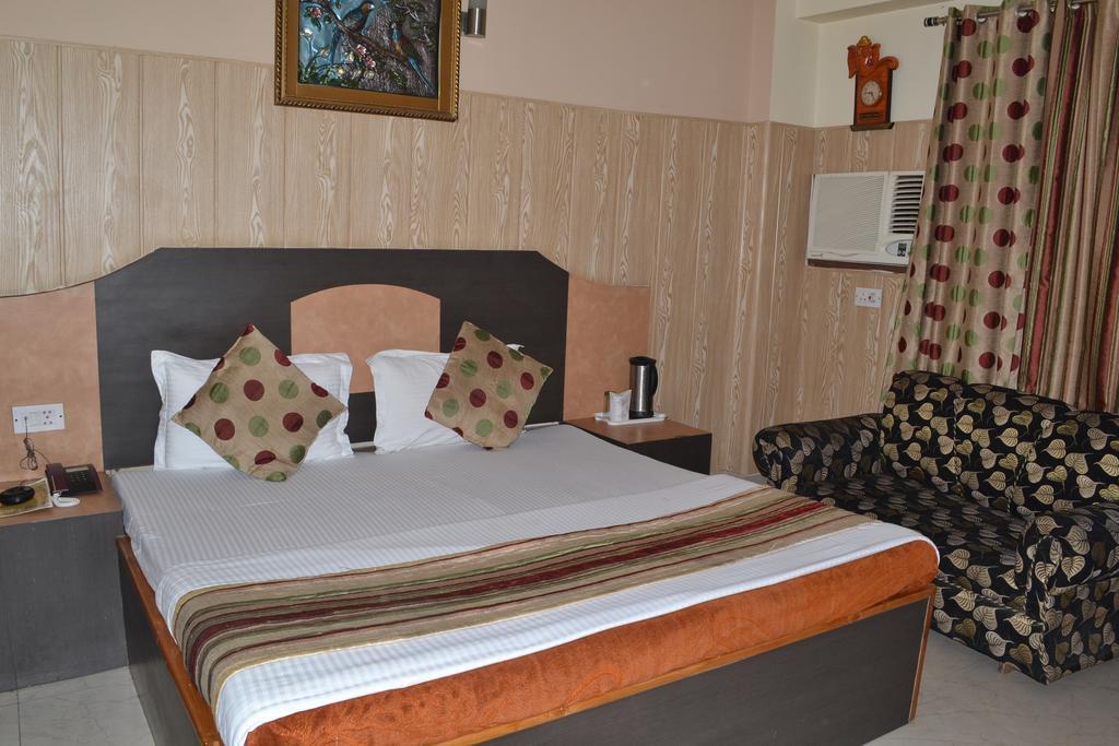 Hotel Atithi International Katra  Pokój zdjęcie