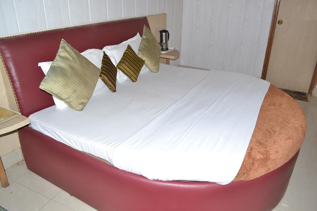 Hotel Atithi International Katra  Pokój zdjęcie
